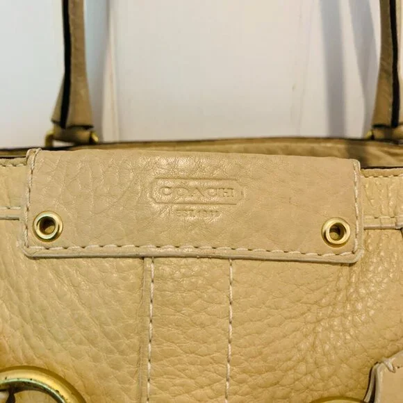 Coach Y2K 2000 Hobo Hamptons Leather Tassel Shoulder Bag No. 10529